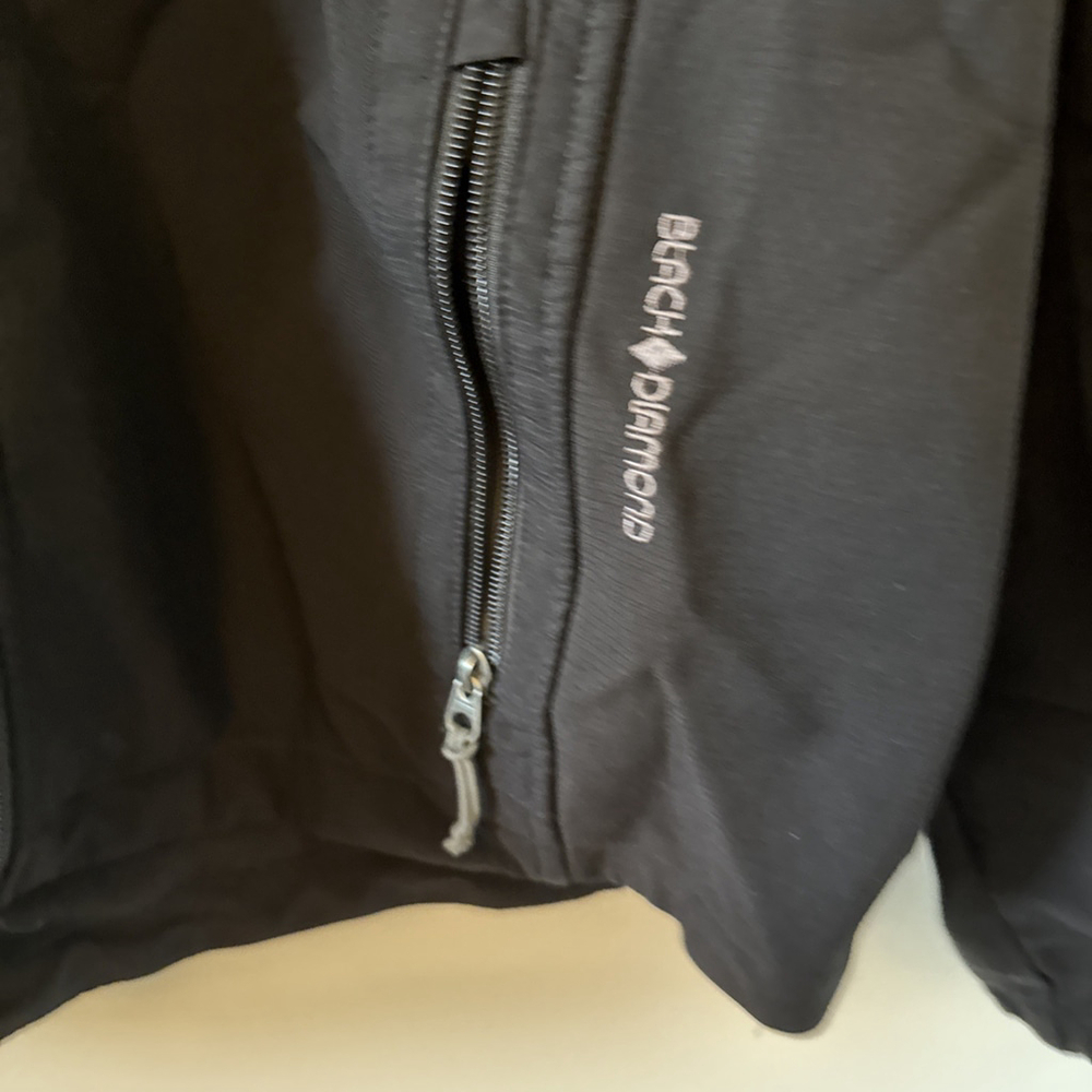 Black Mountain Men’s Ski Jacket Full Zip Soft shell Size Medium 3 Pockets 189620 - Picture 5 of 9